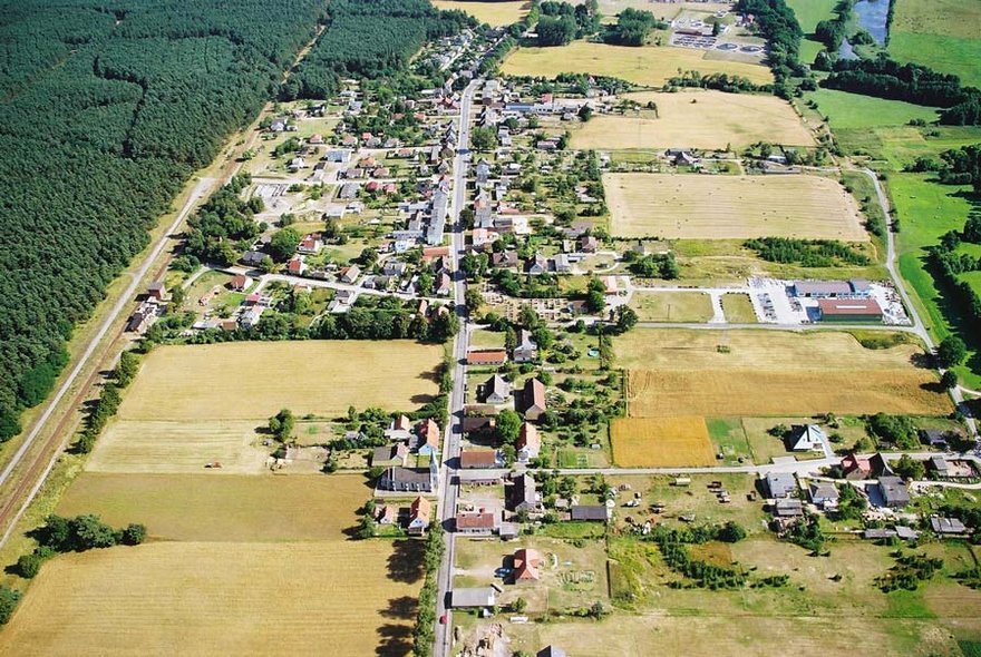zeigt Luftbild Hoppenwalde